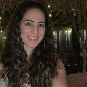 Meet your Posher, Christie